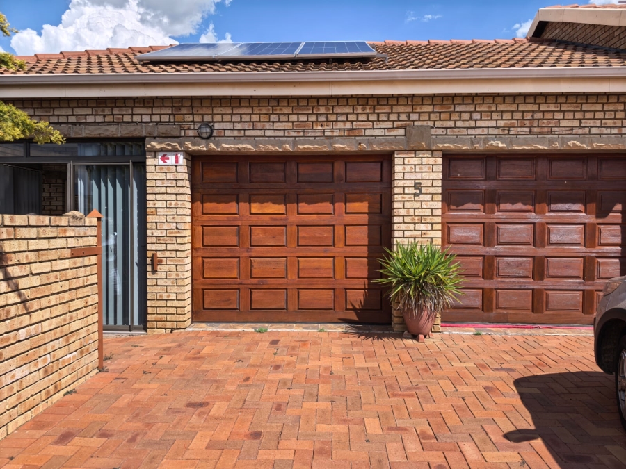 2 Bedroom Property for Sale in Parys Free State